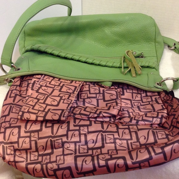 GREEN STONEMOUNTAIN CROSSBODY BAG . - Picture 5 of 6